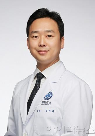 용인세브란스병원 유방외과 김주흥 교수.jpg